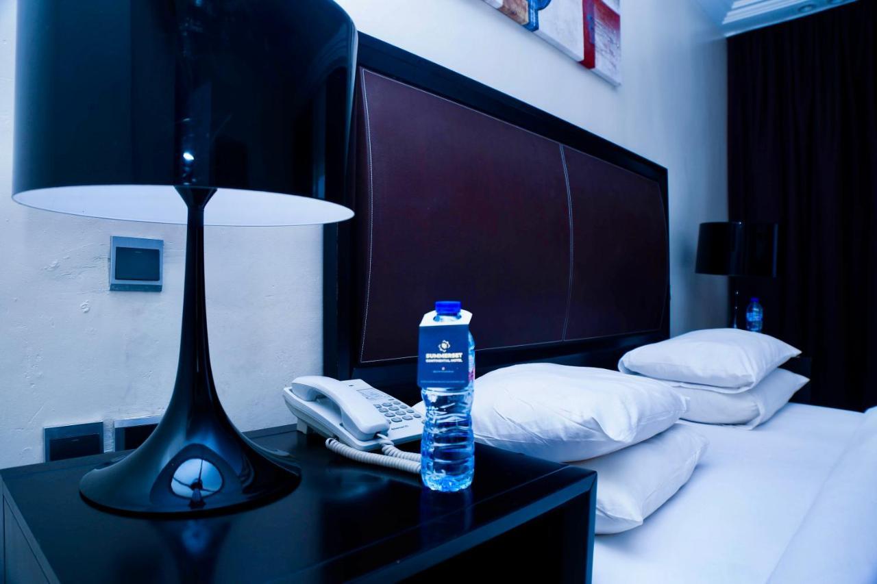 Summerset Continental Hotel Gana Mobushipe Buitenkant foto